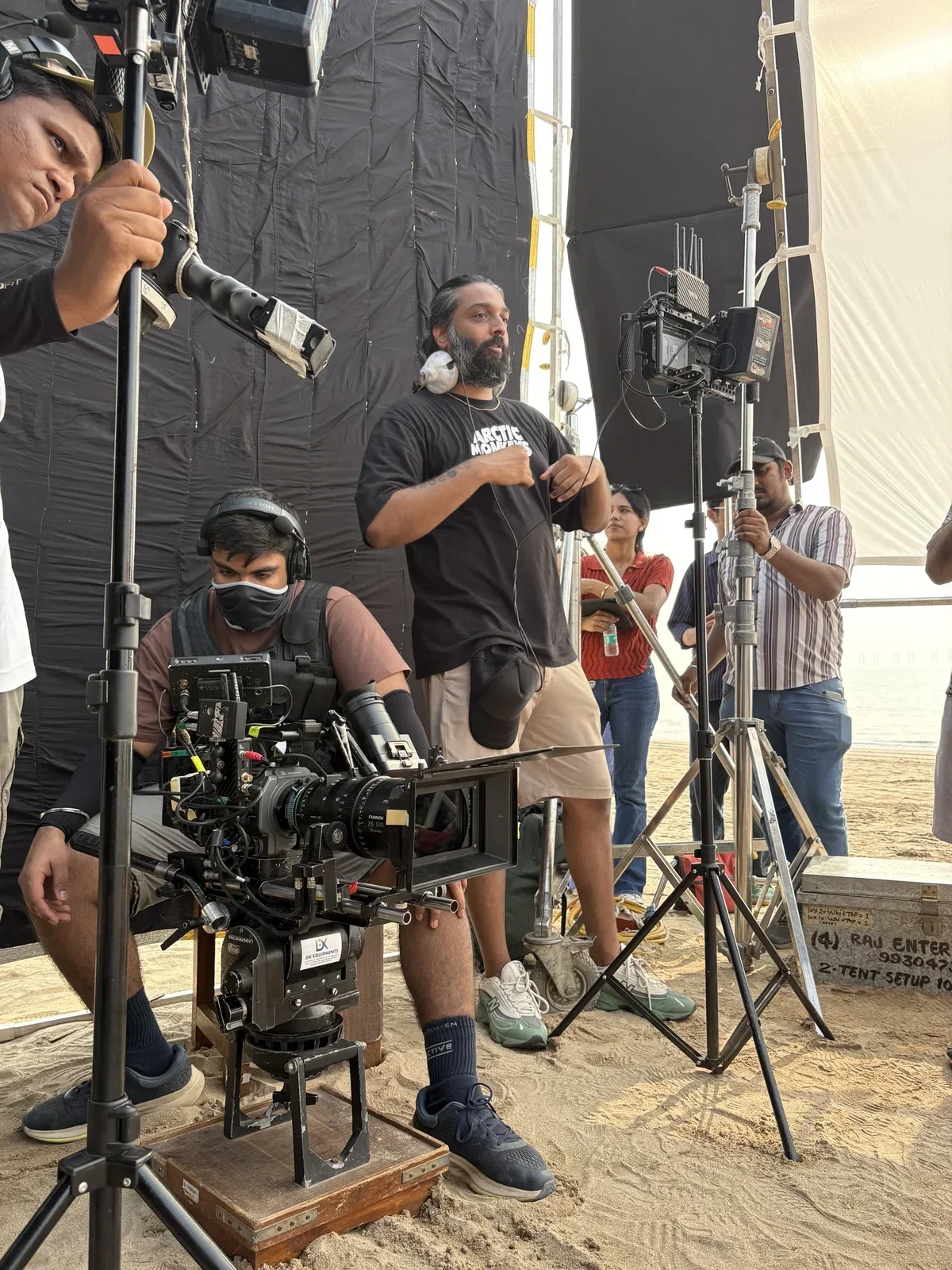 Set 01 — Crew, exterior day